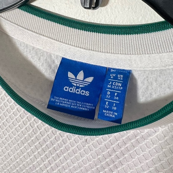 Adidas sweater jersey like sweatshirt  size xs -like new with cute emerald green - Picture 3 of 4